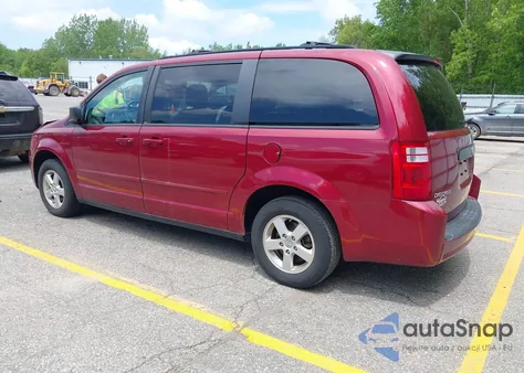 2010 Dodge Grand Caravan Hero z USA, uszkodzony, nr VIN 2D4RN3D10AR335461